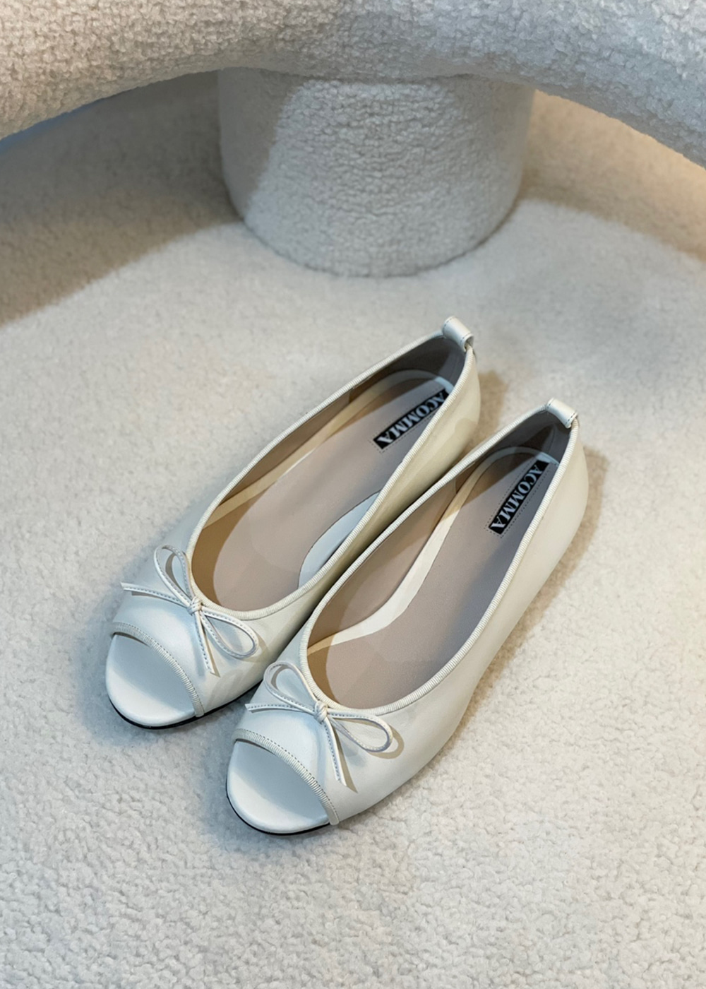 [PRE-ORDER 15%] LOVE TOEOPEN FLAT IVORY ■ 7월 29일 순차발송 / 8월 8일 발송 완료